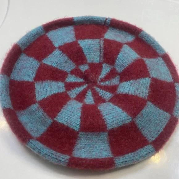 NWT URBAN OUTFITTERS beret - Picture 2 of 6